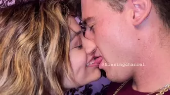 Ricky and Vanessa Kissing Video 4 - WMV