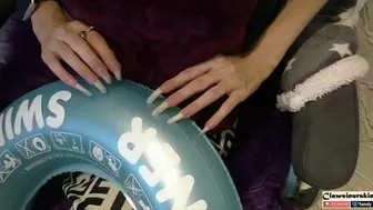 Nails against Inflatable circle - let the air out