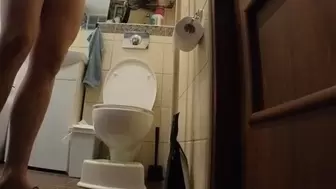Hard Nipples, sexy feets & muscled calf teasing on a morining toilet visit
