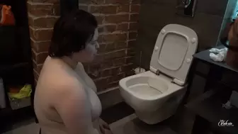 Fat bitch eats and licks the bathroom clean! HD