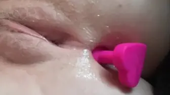 Popping my heart plug in and out of my butt